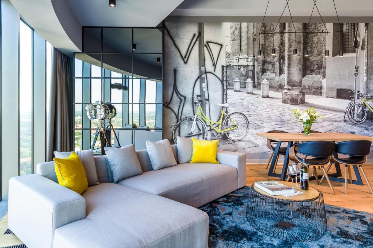 ורוצלב Apartamenty Sky Tower מראה חיצוני תמונה