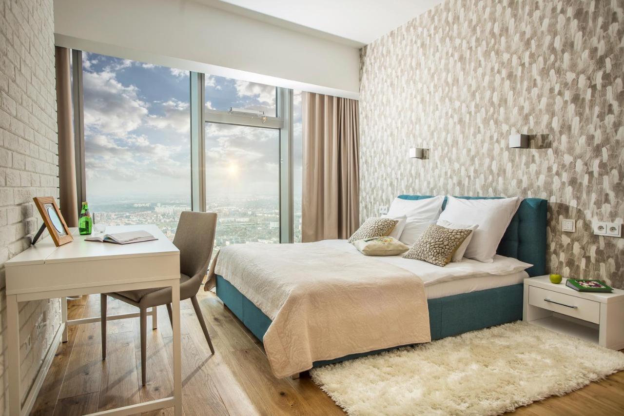 ורוצלב Apartamenty Sky Tower מראה חיצוני תמונה