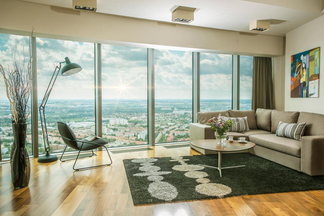 ורוצלב Apartamenty Sky Tower מראה חיצוני תמונה