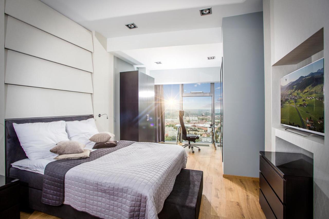 ורוצלב Apartamenty Sky Tower מראה חיצוני תמונה