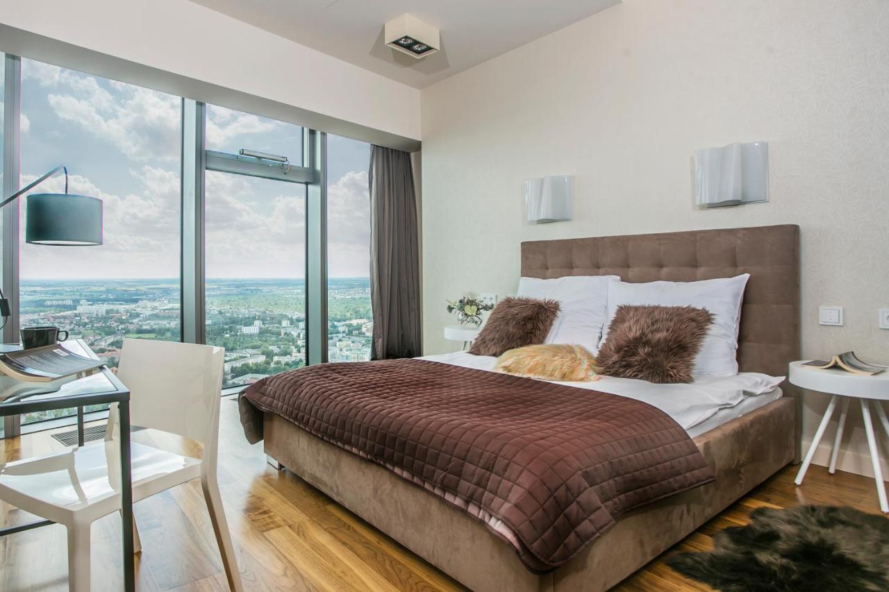 ורוצלב Apartamenty Sky Tower מראה חיצוני תמונה
